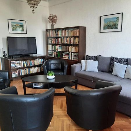 Family Apartment With Two Bathrooms Near To City Center 维也纳 外观 照片